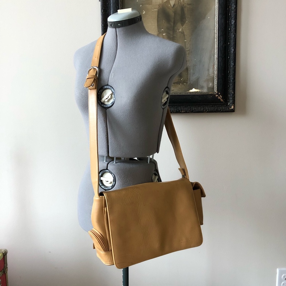 Light Brown Leather Coach Bag Circa 1990s, Vintage Coach Crossbody